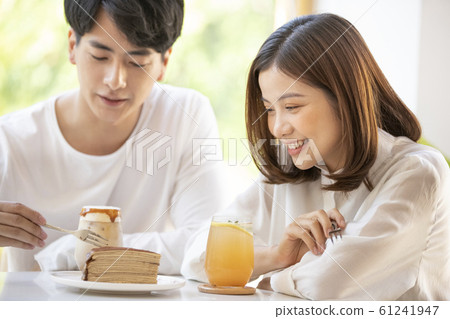 A couple doing a date 61241947