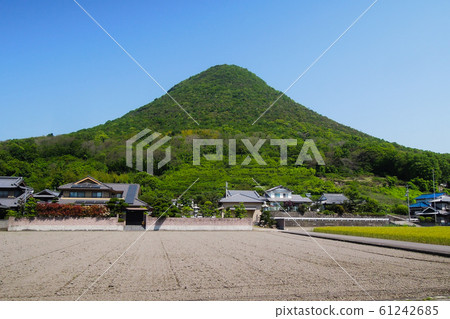 Sanno Fuji and Iinoyama 61242685