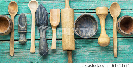 Set of wooden cooking utensils Set of wooden cooking utensils 61243535