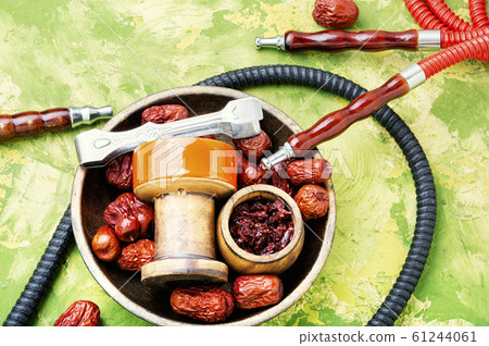 Jujube flavored hookah. 61244061