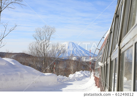 從中山Pass滑雪場附近看到的四手山 61249812