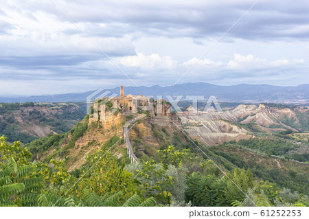 Civita di Bagnoregio Civita di Bagnoregio 61252253