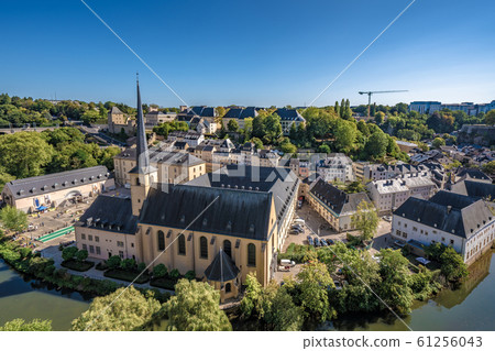 View of the Notre Dame Cathedral 61256043