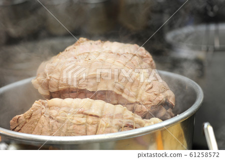 製作叉燒小塊肉 製作叉燒小塊肉 61258572
