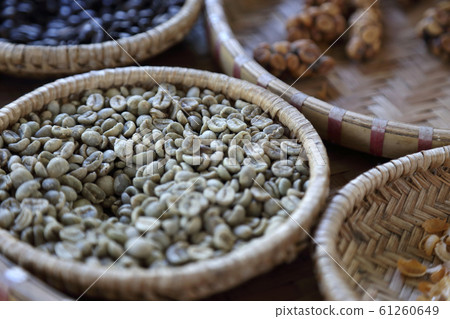 Coffee Bean 61260649