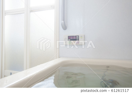 Bathing image (POV shooting) Bathing image (POV shooting) 61261517