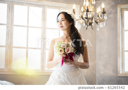 婦女婚禮新娘新娘 婦女婚禮新娘新娘 61265542