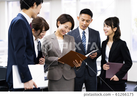 Business Businessman Office Business Businessman Office 61266175