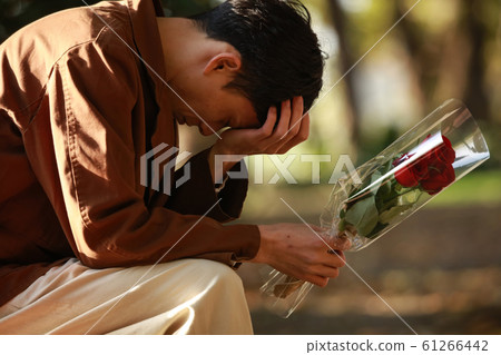 Broken heart image 61266442