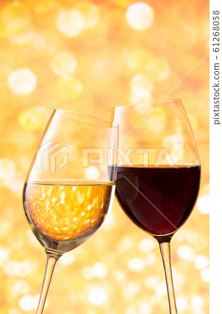 照明和紅酒 61268058