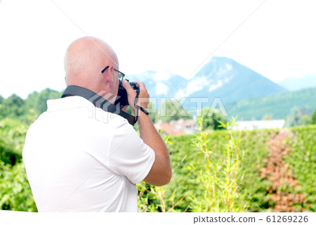 mature man photographs the mountains mature man photographs the mountains 61269226
