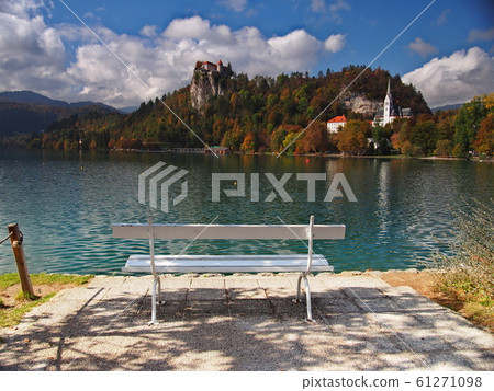 Lake Bled in Autumn: Bled Castle and St Martinez Church 61271098