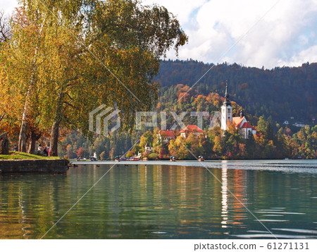 秋天的布萊德湖:聖母升天教堂 秋天的布萊德湖:聖母升天教堂 61271131