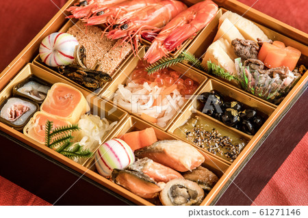New Year's Japanese food 61271146