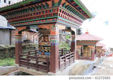 Himalaya climbing base "Namche Bazaar" Nepal 61272083