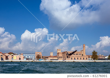 View over the Canale della Giudecca to Venice, View over the Canale della Giudecca to Venice, 61276001