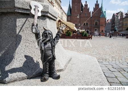 metal dwarf gnome sculpture, symbol of Wroclaw, Poland 61281659