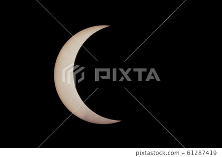 Partial eclipse 61287419