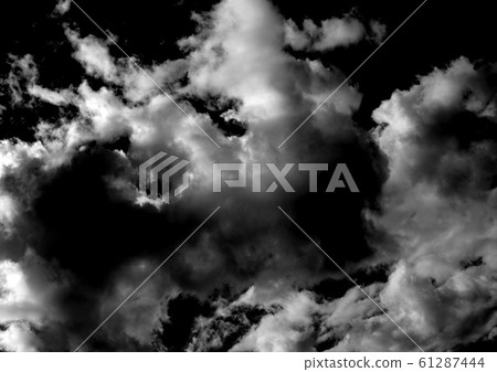 Night cloudy sky Night cloudy sky 61287444