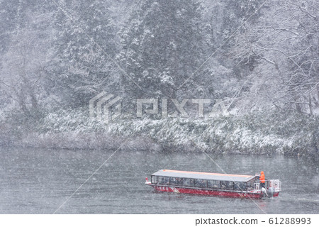 Mogami river boat descent 61288993