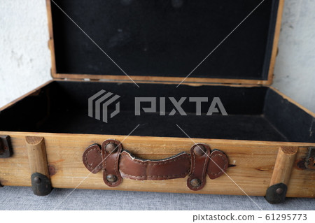 Old suitcase. travel bag vintage style Old suitcase. travel bag vintage style 61295773
