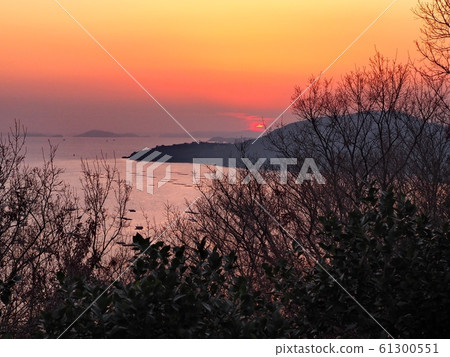 Evening glow of Harima-nada seen from Manyo-no-Misaki Evening scenery of Harima-Nada 61300551