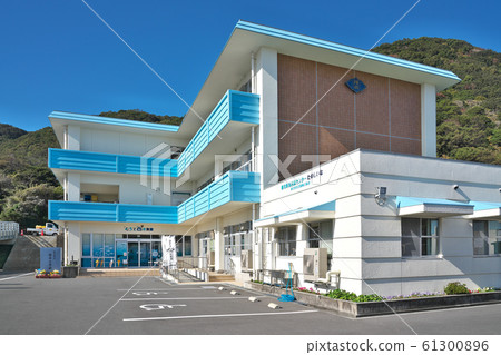 [Muroto Abandoned School Aquarium] Murotomisaki-cho, Muroto-shi, Kochi 61300896