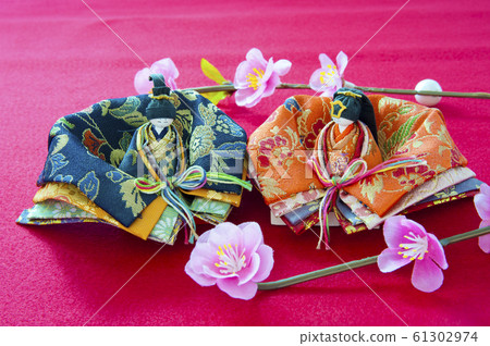 一個娃娃 61302974