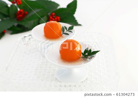 Sweet-and-sour crisp 61304273