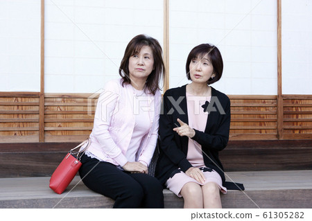 Travel Senior Woman Travel Travel Senior Woman Travel 61305282