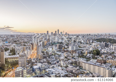 從東京文京區後樂園出發的東京夜景 從東京文京區後樂園出發的東京夜景 61314066