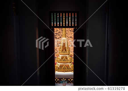Wat Ratchanatdaram and Loha Prasat (iron castle) Wat Ratchanatdaram and Loha Prasat (iron castle) 61319278