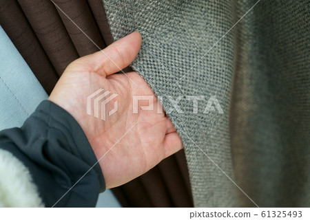 Choosing a curtain for the room 61325493