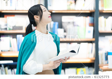 讀女人肖像攝影合作“近畿大學” 61325773