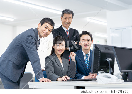 商務人士,辦公室 商務人士,辦公室 61329572