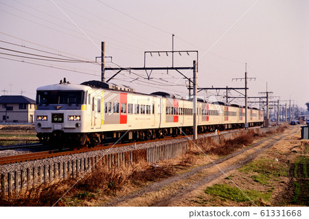 1996 185 Series 200s Limited Express Kusatsu on the Takasaki Line 61331668