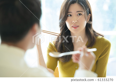 Couple eating Couple eating 61333270