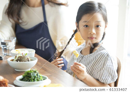 Family meal Family meal 61333407