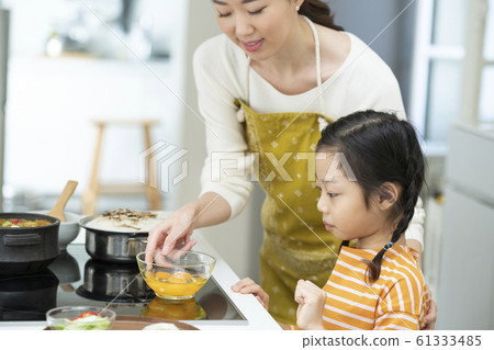 家庭早餐 61333485