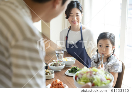 Family meal Family meal 61333530