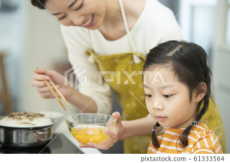 家庭餐 家庭餐 61333564