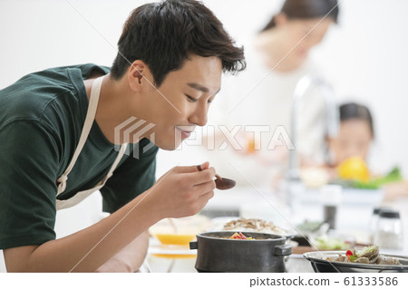 Family meal Family meal 61333586