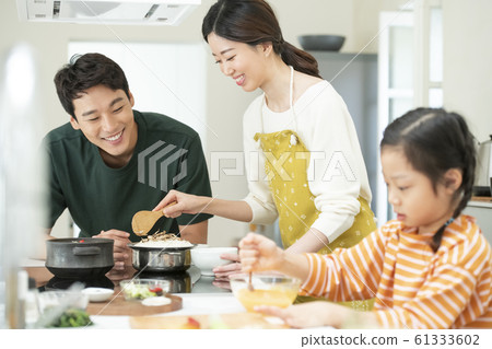 Family meal Family meal 61333602