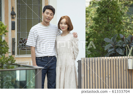 夫妻家庭 61333704