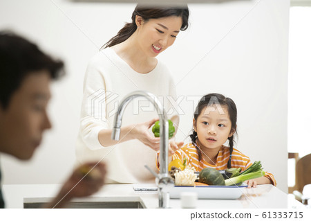 Family meal Family meal 61333715