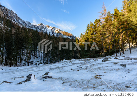 Peaceful mountain panorama view with famous green Peaceful mountain panorama view with famous green 61335406