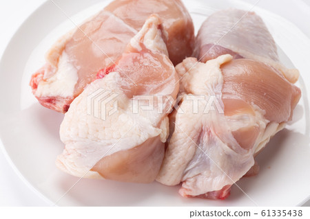 Chicken (meat with bone for water cooking) 61335438