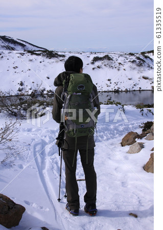 初冬的Mikuriga池塘和登山者地點:Murodo 初冬的Mikuriga池塘和登山者地點:Murodo 61335519