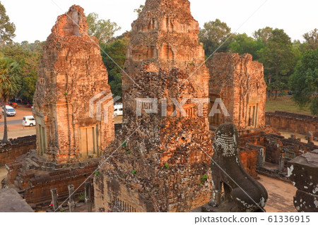  Prelupe Ruins Angkor Wat Ruins Sunset Siem Reap World Heritage Cambodia Tourist Destinations Overseas Travel 61336915