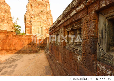  Prelupe Ruins Angkor Wat Ruins Sunset Siem Reap World Heritage Cambodia Tourist Destinations Overseas Travel 61336950